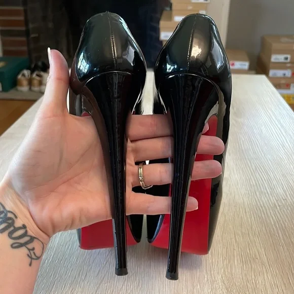 Louboutin Daffodile 160MM Black Patent Leather - 36 - Picture 5 of 9